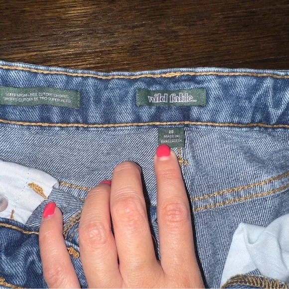 Wild Fable Frayed Hem Jean Shorts - Light Blue - Picture 3 of 3